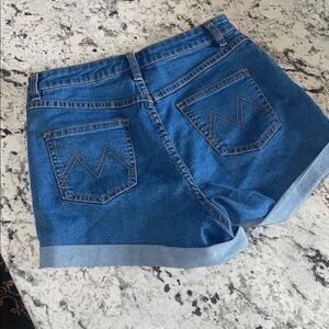 MinkPink High-Rise Denim Shorts Size Small